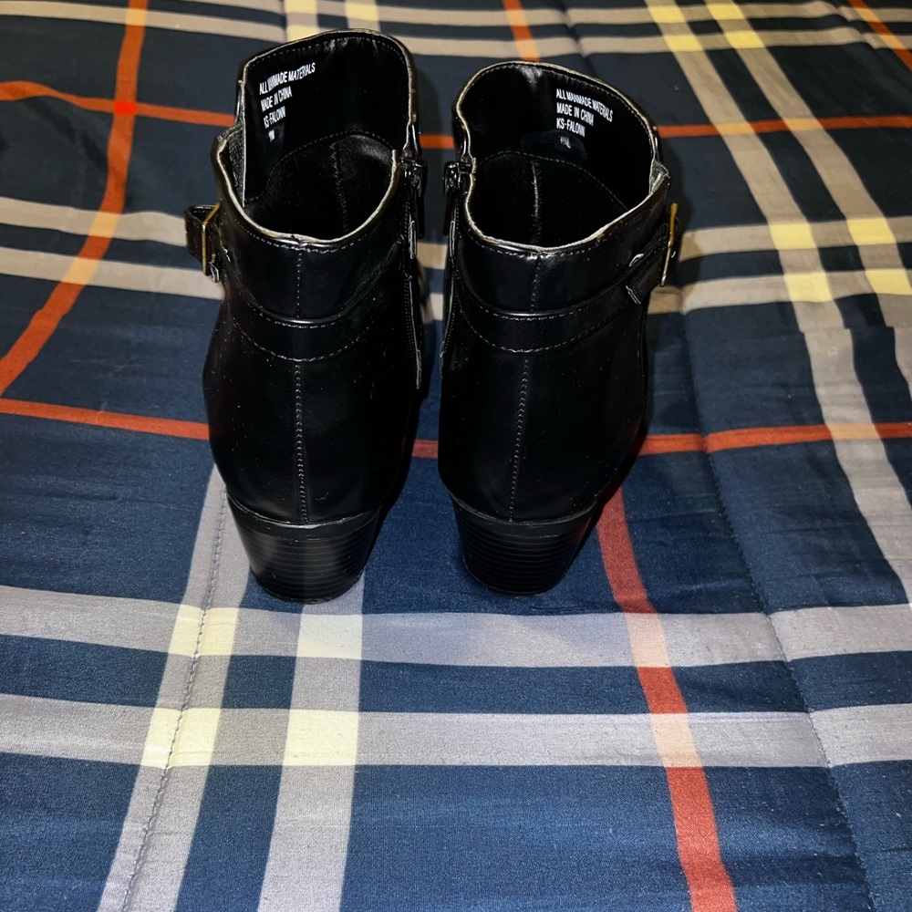Karen Scott Falonn Ankle Boots - Picture 2 of 11